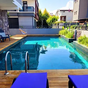  Villa Oldskool Close To Lara Turkey